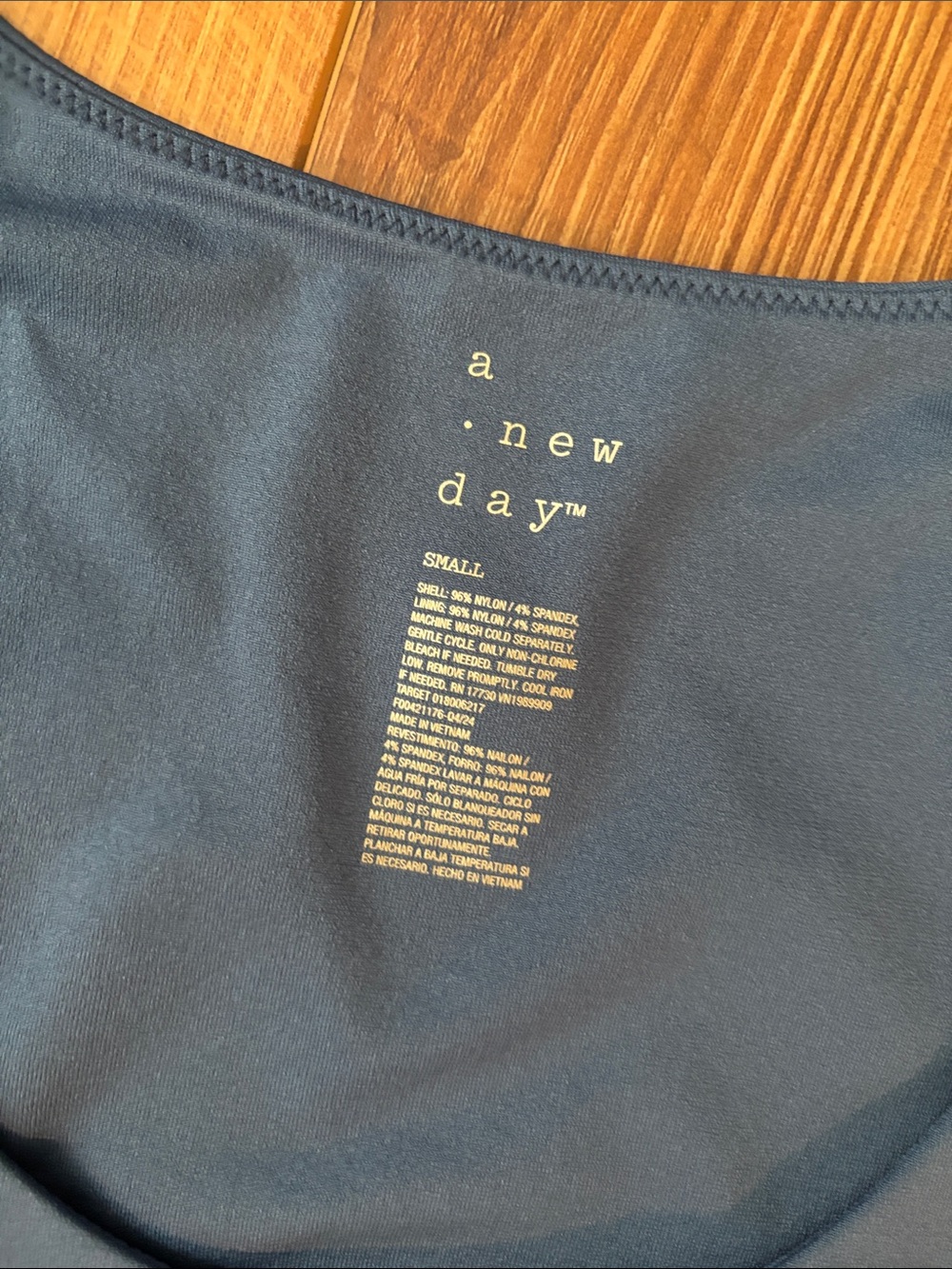 Bundle of A New Day Sleeveless Scoop Neck Tank Tops - Picture 2 of 10